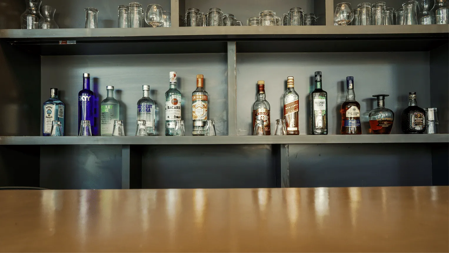 3 Cheers Bar